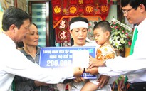 Tặng 200 triệu cho con trai tài xế taxi Mai Linh bị giết
