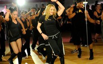 Madonna trở thành nữ tỉ phú nhạc pop đầu tiên