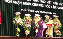 Trường CĐ Kinh tế Đối ngoại nhận Huân chương Độc lập