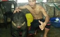 Tàn nhẫn “khoe” ảnh giết gấu trên Facebook