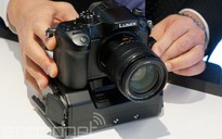 Panasonic ra mắt máy ảnh mirrorless đầu tiên quay 4K