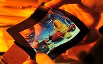 Màn hình AMOLED uốn cong sẽ ra mắt vào năm 2012