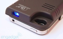 Máy chiếu siêu nhỏ cho iPhone 4
