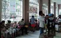 Khám bệnh qua tổng đài