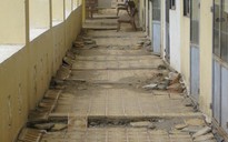 Trường mới xây đã xuống cấp