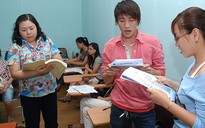 Sinh viên vất vả với tiếng Anh