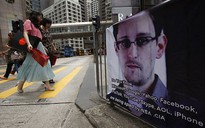 "Đột nhập" chuyến bay của Snowden