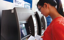 Dồn dập tăng phí ATM