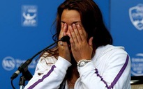 Marion Bartoli bật khóc trong ngày thông báo treo vợt