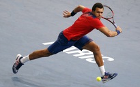 Tsonga dừng bước, Djokovic gặp khó ở vòng 2