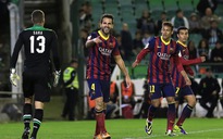 Barcelona đánh bại Betis, Messi dính chấn thương