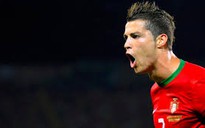 Ronaldo văng tục với phóng viên Thụy Điển