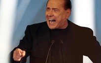 Ông Berlusconi chưa chịu “đầu hàng”