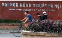 Nâng điểm cho hàng loạt học viên cao học