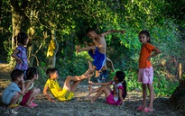 Chuyện lũ trẻ xóm Dừa…