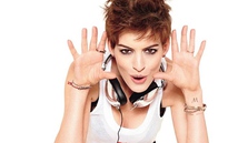 Anne Hathaway khốn đốn khi giảm 11kg cho vai diễn