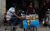 Đĩa lậu hoành hành: Bỏ ngỏ trách nhiệm quản lý