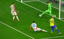 Croatia 0-0 Brazil: "Selecao" suýt mở tỉ số đầu hiệp 2