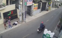 CLIP: Nam bảo vệ ở Bình Dương gục xuống sau cú đá vào mặt