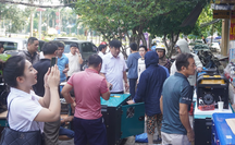 Mất điện triền miên, người dân đổ xô đi mua máy phát điện