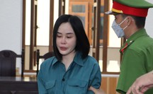 Hotgirl Tina Dương bật khóc khi nghe tin lãnh 11 năm tù