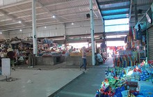 Không dẹp nổi chợ tự phát