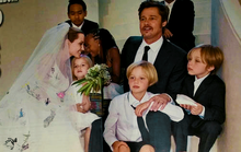 Brad Pitt và Angelina Jolie bán ảnh cưới của mình giá 2 triệu USD