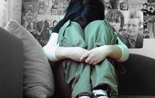 TP HCM: Tạm giam “yêu râu xanh” nhấn nước hiếp dâm bé gái
