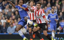 Chelsea thua sốc Sunderland, mở toang hy vọng cho Liverpool