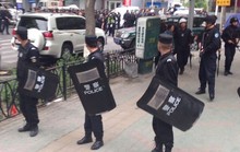 Trung Quốc kêu gọi “khủng bố” đầu thú