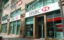 HSBC, Standard Chartered bác bỏ thông tin đóng cửa tại Việt Nam