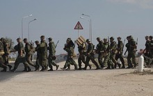 Nga triển khai 4.000 lính gần biên giới Ukraine