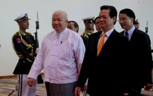 Thủ tướng Nguyễn Tấn Dũng tới Myanmar dự Hội nghị Cấp cao ASEAN