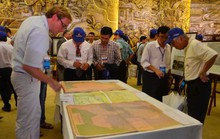 Học giả quốc tế ký tên vào bản đồ Việt Nam có Hoàng Sa - Trường Sa