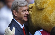 HLV Wenger than vãn sau trận thua ngược Southampton