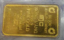 Chật vật khi bán vàng miếng SJC mẫu cũ