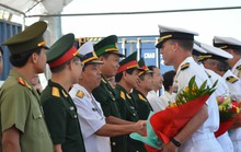 Cận cảnh tàu bệnh viện hiện đại của Mỹ ở Đà Nẵng