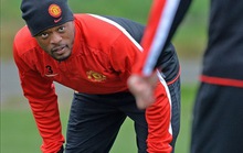 Kungfu huyền ảo, Evra bị đuổi khỏi Marseille