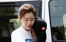 Diễn viên phim “Người thừa kế” thăm con nuôi ở Việt Nam