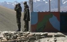 Ấn Độ - Trung Quốc điều quân tăng viện sau căng thẳng tại biên giới