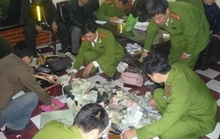Người Trung Quốc sản xuất mỹ phẩm giả  ngay tại vùng biên Móng Cái