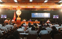 TP HCM tăng phí xe ô tô lên hơn 5 lần, miễn bàn phí xe máy