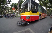 Xe buýt tông chết cô gái trẻ ngay sát hồ Hoàn Kiếm