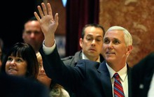 Đội ngũ chuyển giao quyền lực của ông Trump lục đục