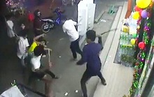 Vô cớ đâm chết người ở quán karaoke