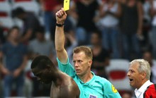 Balotelli lần đầu bị đuổi ở Ligue 1