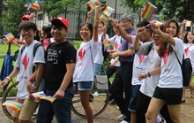 Người đồng tính rộn ràng xuống phố Hà Nội