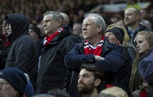 Sắm tân binh 15 triệu bảng, Man United bán sạch vé trọn mùa thần tốc