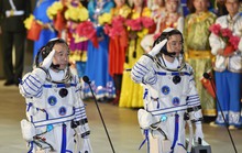 Trung Quốc tăng tốc ra không gian