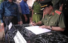 Bộ trưởng Tô Lâm viếng Bí thư, Chủ tịch HĐND tỉnh Yên Bái